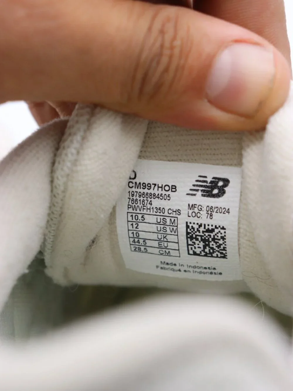New Balance 997H Shoes Men's 10.5 D Beige Suede Casual Athletic Sneaker CM997HOB